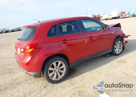 2015 Mitsubishi Outlander Sport Es z USA, uszkodzony, nr VIN 4A4AP3AU8FE012971